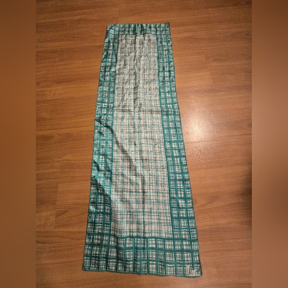 Vera Neumann Vintage Elegant Green Plaid Women's Scarf